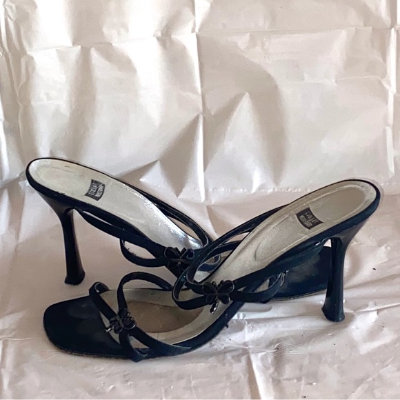 Women’s strappy heels good condition - Picture 2 of 2